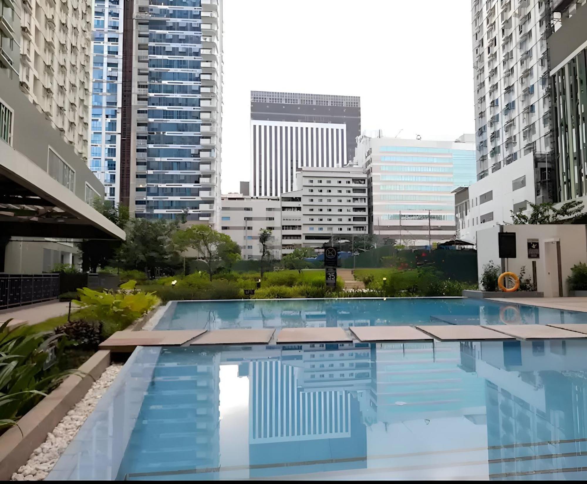 Cebu City Scape At Cebu It Park מראה חיצוני תמונה